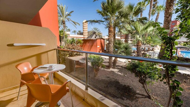 Elba Carlota Beach & Golf Resort